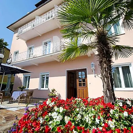 Hotel Auguste 2*
