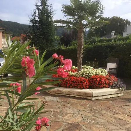 오귀스트 2* Pörtschach am Wörthersee